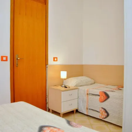 アパート Adorable Seaside Flat For 4 Guests - Beahost ビビオーネ