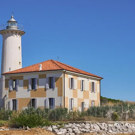 Adorable Seaside Flat For 4 Guests - Beahost Daire